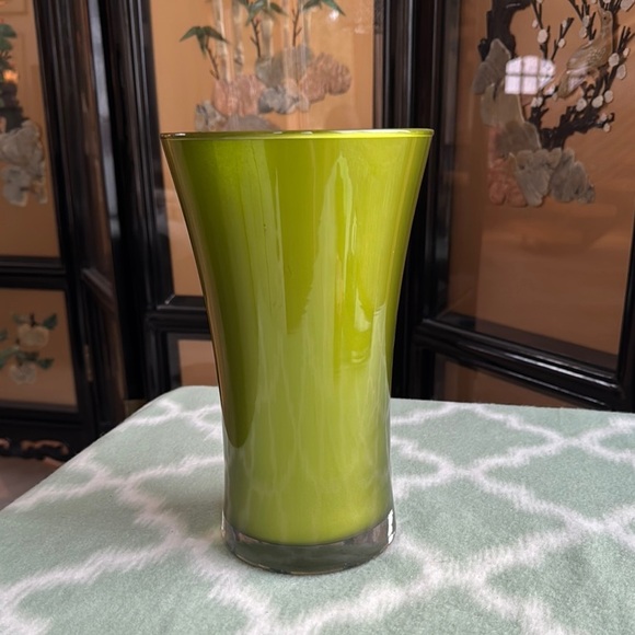 Retro pearlized Green Glass Vase 9” tall - Picture 1 of 7